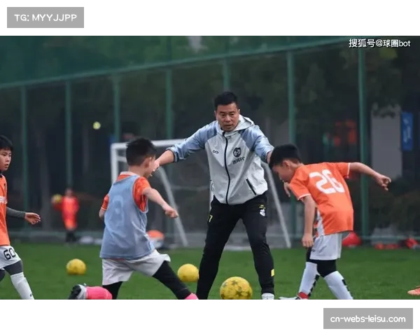 草根足球赛事依托英超俱乐部资源，青训合作深化