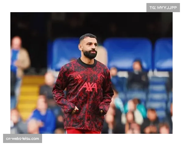 萨拉赫替补争议持续,斯洛特坚持轮换决策 萨拉赫替补争议持续,斯洛特坚持轮换决策